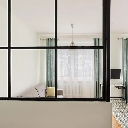 Apartment Art & Comfort *