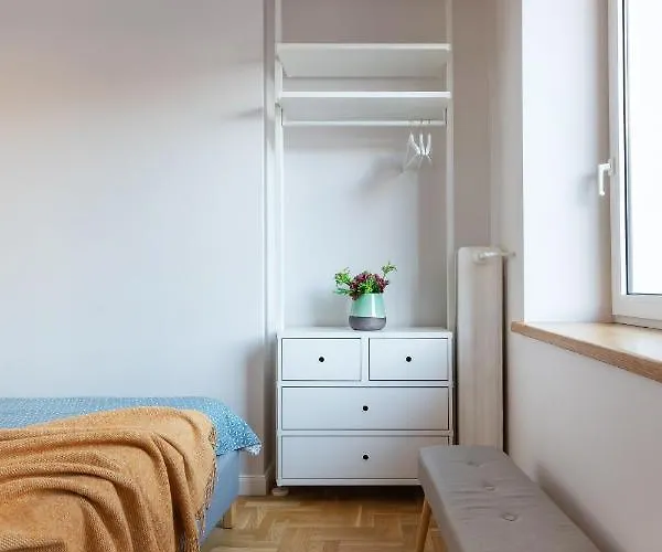 Art & Comfort アパート *