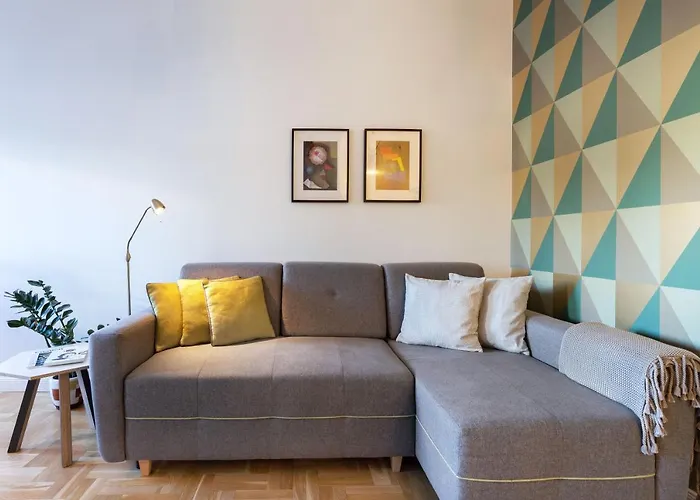 Art & Comfort アパート *