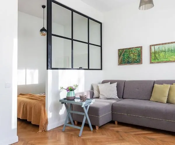 Art & Comfort アパート